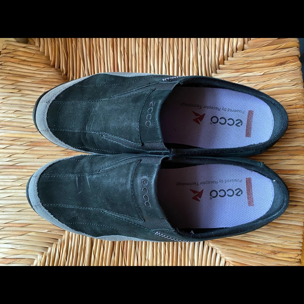 Ecco slip on back less suede shoes